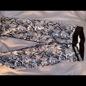 Nike Dry Fit Leggings